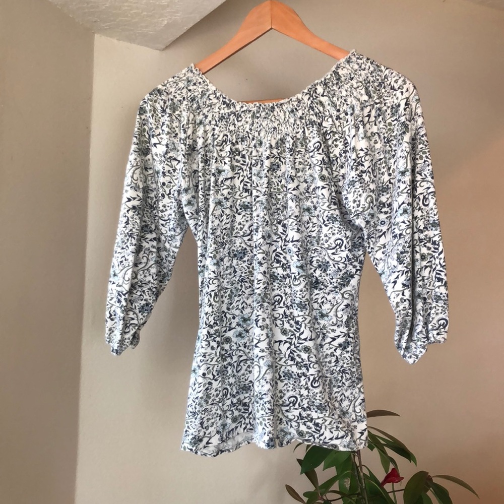 CUTE BLOUSE - Picture 2 of 3